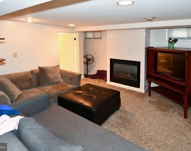 4210 10th Street Ne - Photo Thumbnail 29