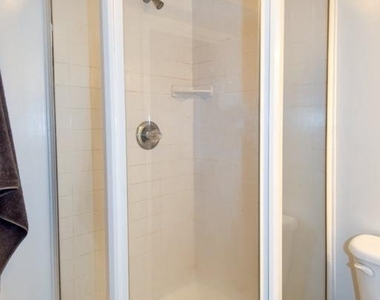 4210 10th Street Ne - Photo Thumbnail 24