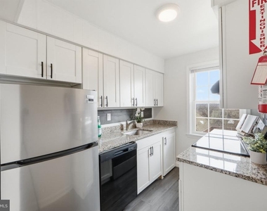 3909 Pennsylvania Avenue Se - Photo Thumbnail 6
