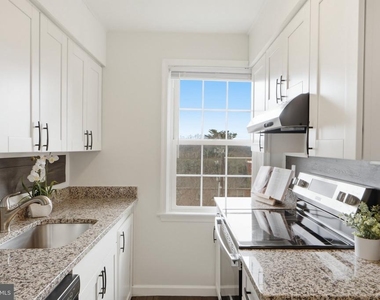 3909 Pennsylvania Avenue Se - Photo Thumbnail 9
