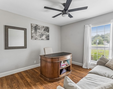 10504 Wagon Gap Dr - Photo Thumbnail 11