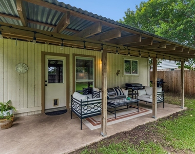 10504 Wagon Gap Dr - Photo Thumbnail 18