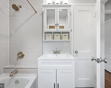 1719 Evarts Street Ne - Photo Thumbnail 17