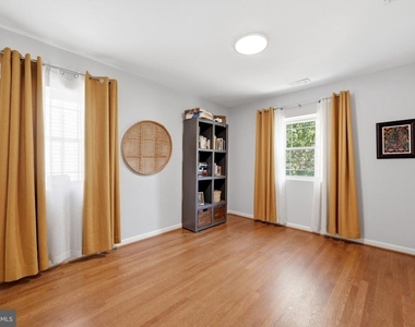 1719 Evarts Street Ne - Photo Thumbnail 14
