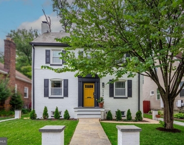 1719 Evarts Street Ne - Photo Thumbnail 32