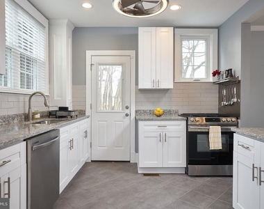 4912 Brandywine Street Nw - Photo Thumbnail 13