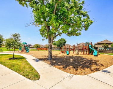 6044 Genova Pl - Photo Thumbnail 36