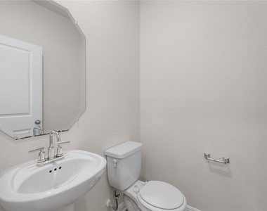 6044 Genova Pl - Photo Thumbnail 28