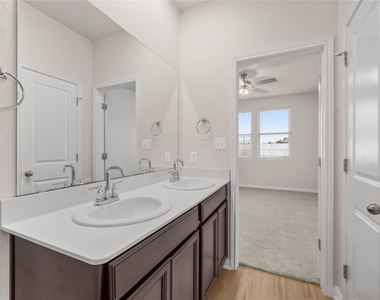6044 Genova Pl - Photo Thumbnail 14