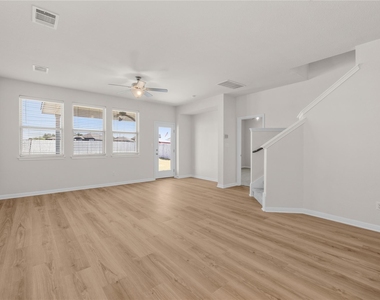 6044 Genova Pl - Photo Thumbnail 9