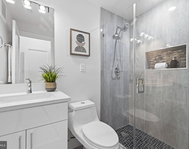 1650 Columbia Road Nw - Photo Thumbnail 19