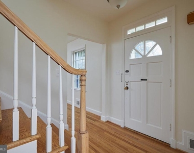 6216 30th Street Nw - Photo Thumbnail 1