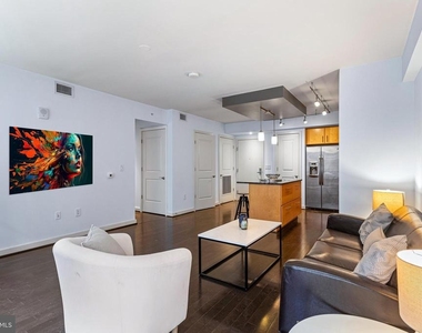 1025 1st Street Se - Photo Thumbnail 7