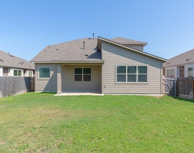 205 Falkland Street - Photo Thumbnail 35