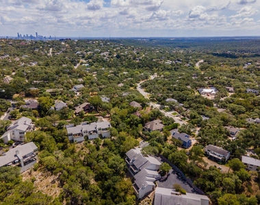 1520 Ben Crenshaw Way - Photo Thumbnail 38