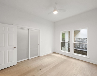1520 Ben Crenshaw Way - Photo Thumbnail 24