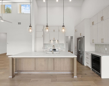 1520 Ben Crenshaw Way - Photo Thumbnail 14