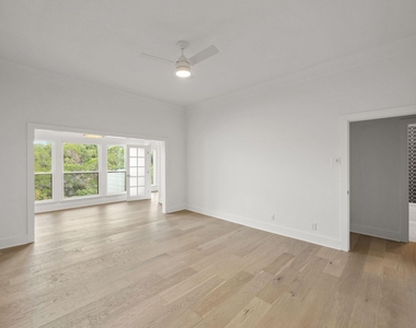 1520 Ben Crenshaw Way - Photo Thumbnail 21