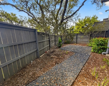2113 Barbaro Way - Photo Thumbnail 5