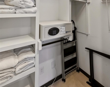 2113 Barbaro Way - Photo Thumbnail 21