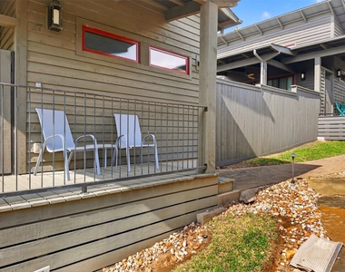 2113 Barbaro Way - Photo Thumbnail 3