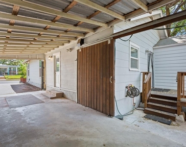 1184 Navasota St - Photo Thumbnail 29