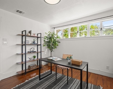 1184 Navasota St - Photo Thumbnail 14