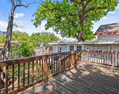 1184 Navasota St - Photo Thumbnail 31