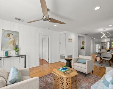 1184 Navasota St - Photo Thumbnail 3