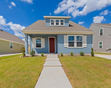 207 Cherry Blossom Ln - Photo Thumbnail 3