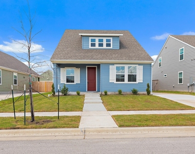207 Cherry Blossom Ln - Photo Thumbnail 2