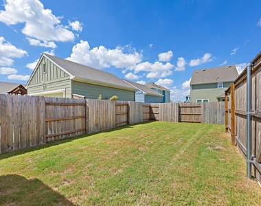 207 Cherry Blossom Ln - Photo Thumbnail 38
