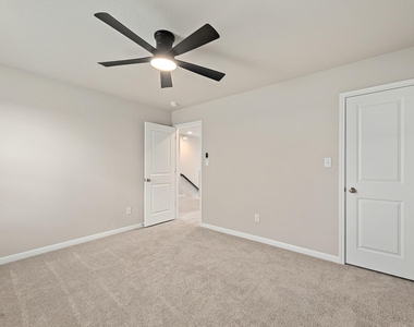 207 Cherry Blossom Ln - Photo Thumbnail 34