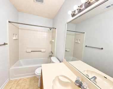105 Northern Dove Ln - Photo Thumbnail 13