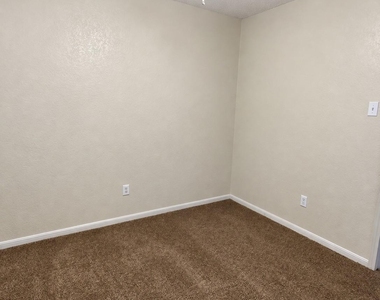 105 Northern Dove Ln - Photo Thumbnail 20