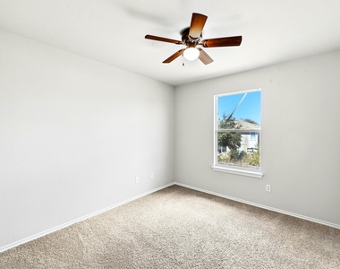 13316 Marie Ln - Photo Thumbnail 23