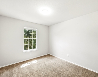 13316 Marie Ln - Photo Thumbnail 22