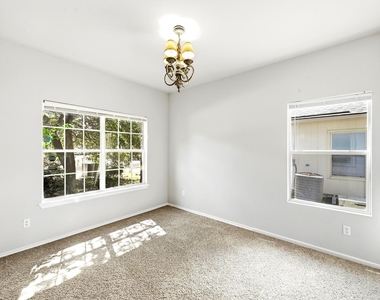 13316 Marie Ln - Photo Thumbnail 7