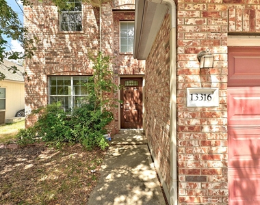 13316 Marie Ln - Photo Thumbnail 3