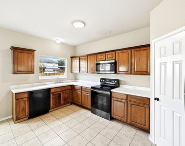 13316 Marie Ln - Photo Thumbnail 13
