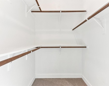 163 Kellogg Ln - Photo Thumbnail 24