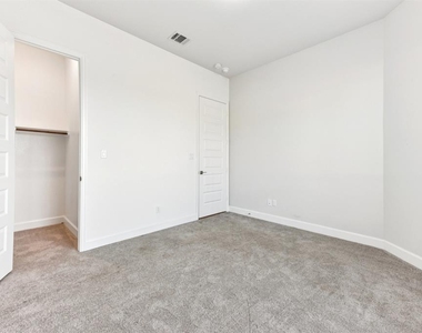 163 Kellogg Ln - Photo Thumbnail 28