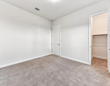 163 Kellogg Ln - Photo Thumbnail 30