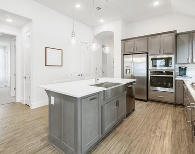 652 Pecan Bottom Trl - Photo Thumbnail 5