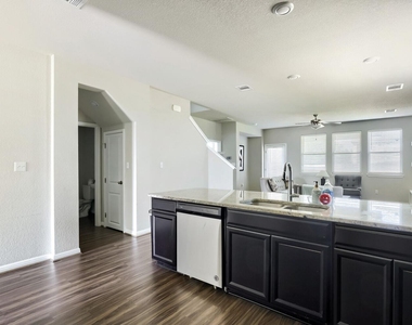 5547 Bellissima Way - Photo Thumbnail 5