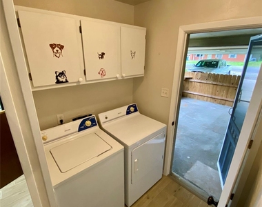 260 Bradford Dr - Photo Thumbnail 23