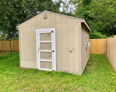 260 Bradford Dr - Photo Thumbnail 27