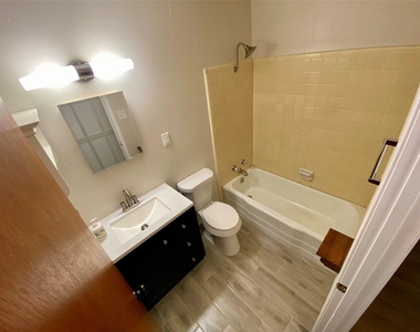 260 Bradford Dr - Photo Thumbnail 17