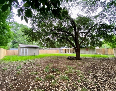 260 Bradford Dr - Photo Thumbnail 28