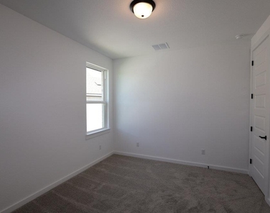 2728 Cressman Cv - Photo Thumbnail 11